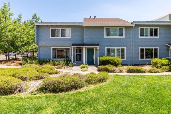 Sol Lara - Keller Williams Realty