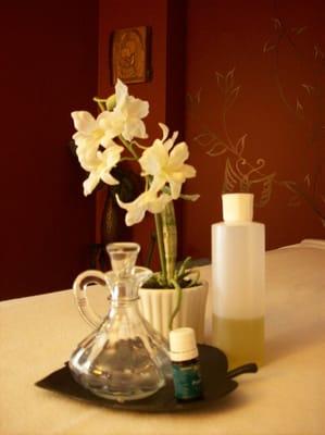 Only the best organic massage and essential oils used at FYOG.