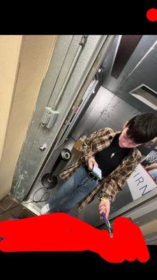 Authorized Retailer UScellular & T-Mobile