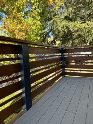 New custom balcony railing