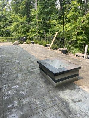 Livingston Lawn and Landscape