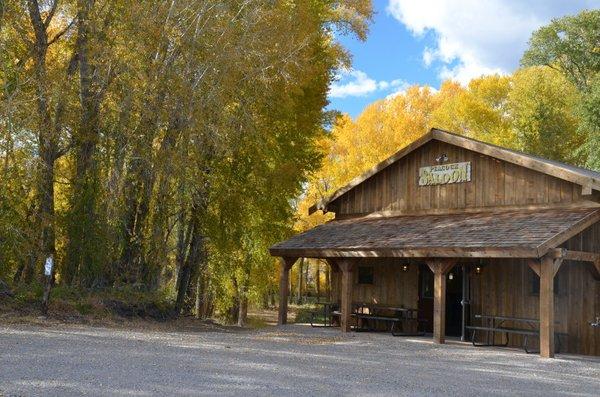 Peacock Meadows Riverside RV Park and Campground