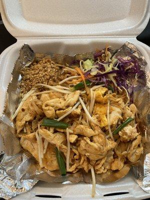 Chicken Pad Thai. Heat level 1 for wimps like me.