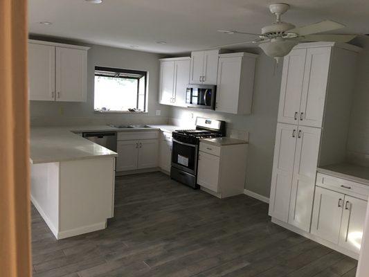 H-F Tile & Stone quartz countertops are beautiful!