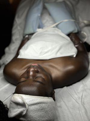 A 90 minute customized facial.
Relax and revive in luxury