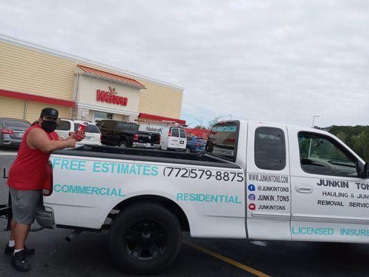 Junkin Tons Hauling And Junk Removal Services
