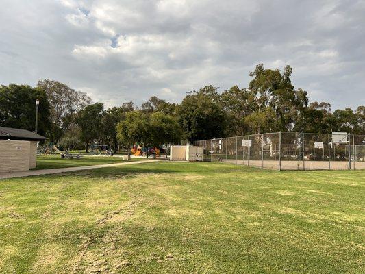 Nice peaceful neighborhood park