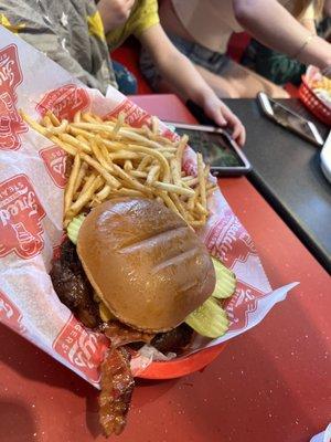 Freddy's Frozen Custard & Steakburgers