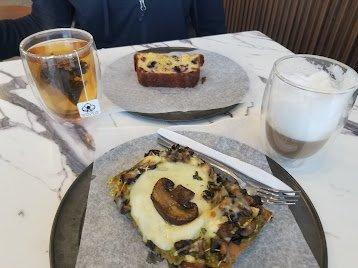 Lucca Coffee & Eatery