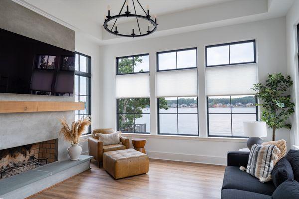 Known for amazing energy efficiency, Applause® Honeycomb offer smart shades, dual shades, top down bottom up and more!