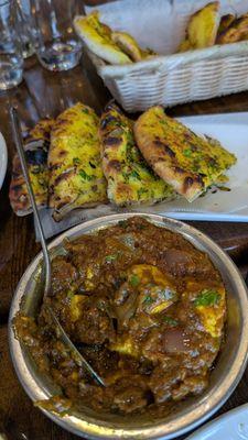 Kadahi paneer and Amritsari Naan
