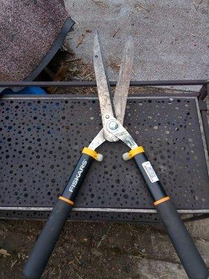 Sharp Right Sharpening Service