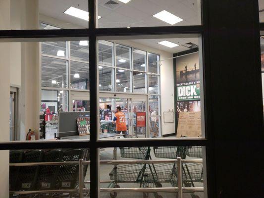 DICK'S Sporting Goods