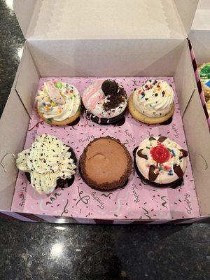 Trophy Cupcakes & Party