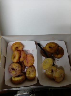 Itsy Bites Hot Mini Donuts