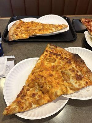 Chicken finger pizza!!!