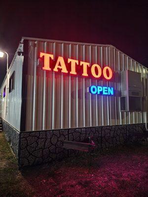 Ahora es un tattoo shop