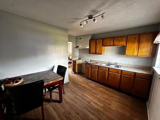 Silver Lake Apartments