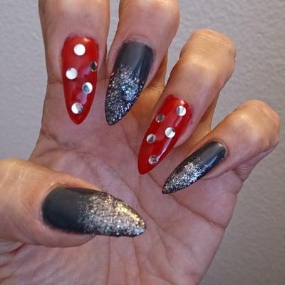 Flo's Fingers & Toes