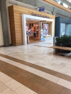 Bath & Body Works