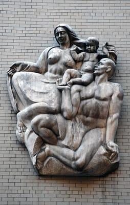 Oronzio Maldarelli; Unity of the Family; 1955; marble