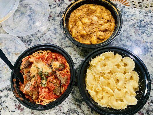 Meatballs & spaghetti, gnocchi bolognese & Mac n cheese