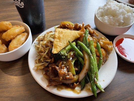 Selection from the lunch buffet .