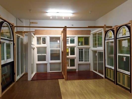 XY Windows and Doors | Leadton Floors