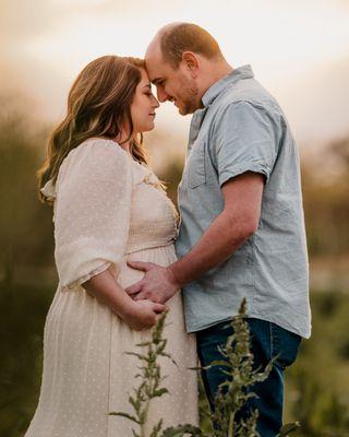 Maternity photographer