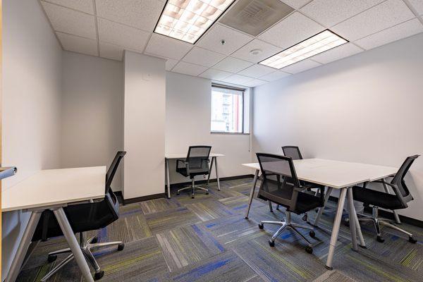 Expansive The Capitol