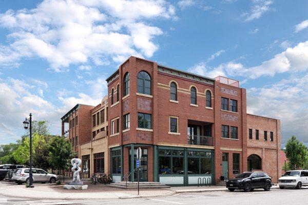 Easy living in Downtown Carbondale. Walk everywhere. $799,000