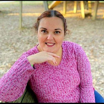 Jennifer Dennis - Fathom Realty TN