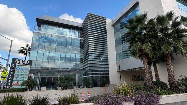 4M Dental Implant Center - Cosmetic Dentists, General Dentistry, Prosthodontists