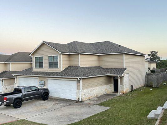 Flash Construction And Roofing