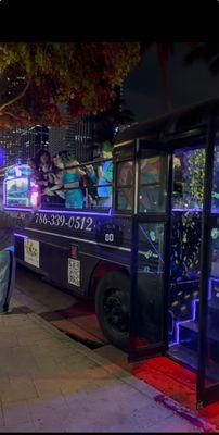 La Guaracha Party Bus