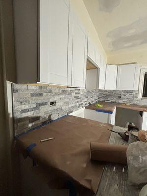 Different view of the back splash in the kitchen