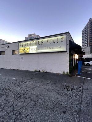 Peachtree Hills Animal Hospital