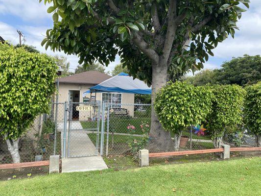 Taggin'wagon Mobile Home Park