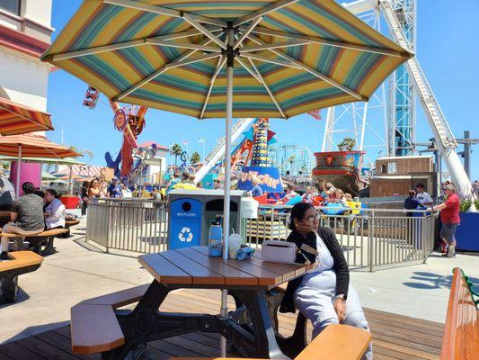 Boardwalk. Don't know her.