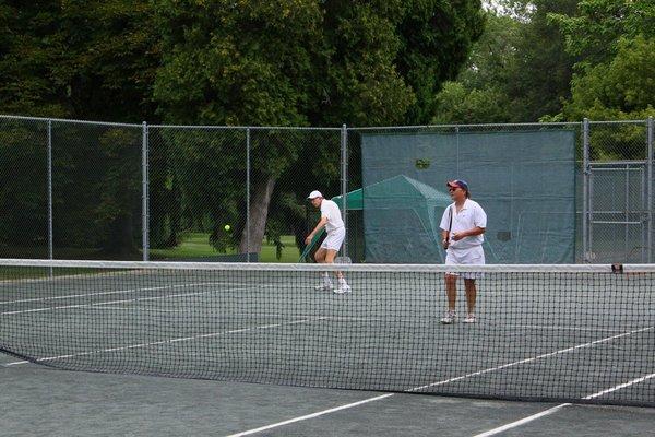 River Tennis Club