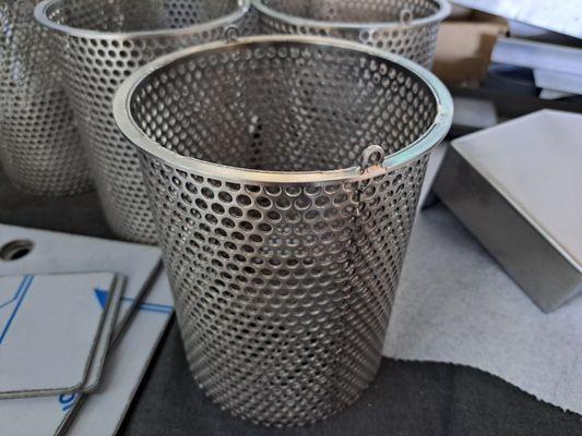 Close up view of the small SS baskets