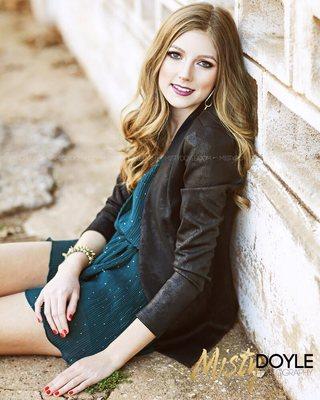 Specializing in High School Seniors