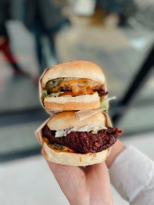 Hawaiian spice burger // Nashville hot chicken sandwich