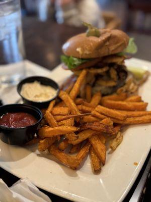 Black Woods Bar & Grill