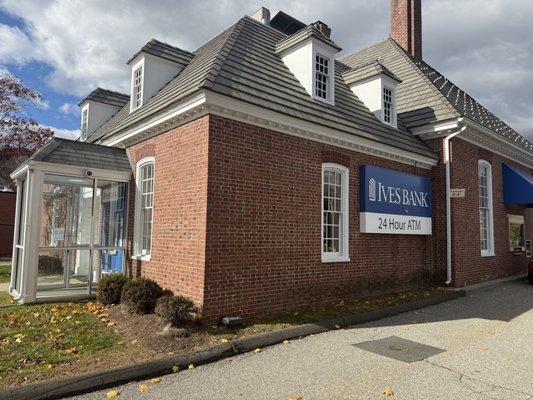 Ives Bank