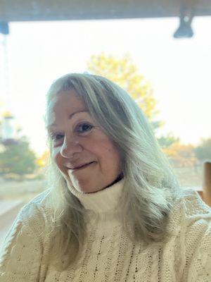 Elizabeth Schultz, CRNA, MS, CH
Certified Hypnotherapist