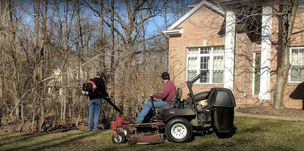Efficient Lawn Maintenance