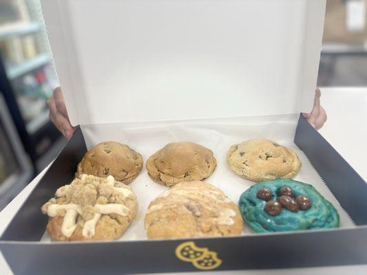 Crave Cookies