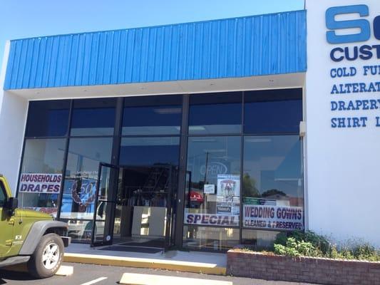 Scott's Custom Cleaners