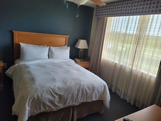 Navy Gateway Inn & Suites